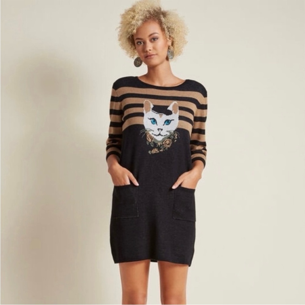 MODCLOTH NWT Teaberry & Weave "Well-Styled Feline" Sweater Dress Pockets Size M